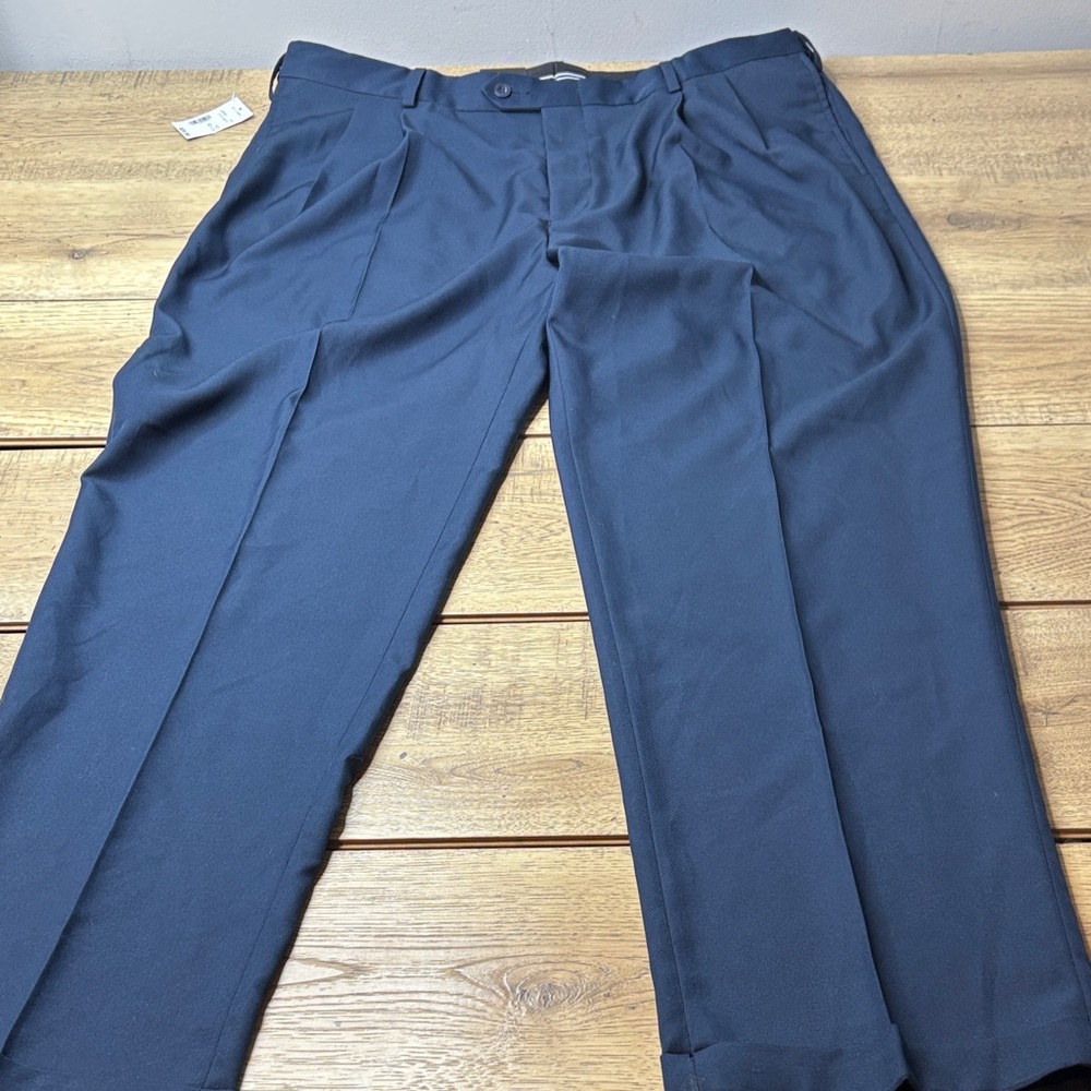 Men’s Jos. A. Bank Traveler Navy  Pants Size 40x32 NWT